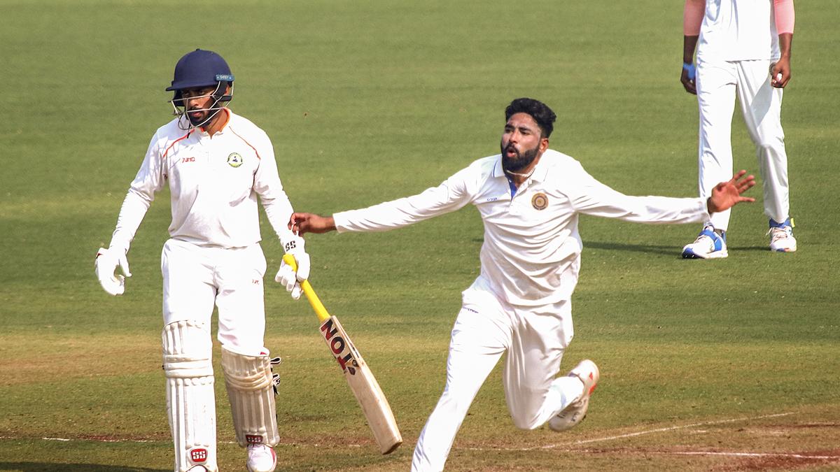 Ranji Trophy 2024-25: Karun century, Siraj three-wicket haul take Hyderabad vs Vidarbha clash to final day