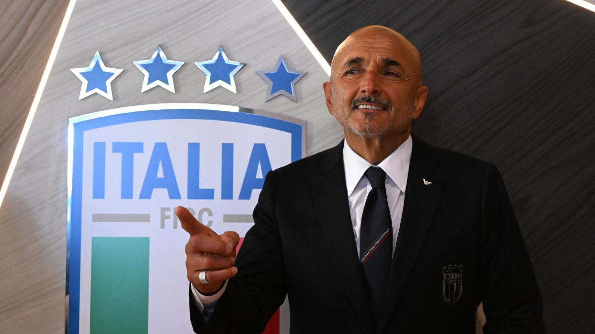 Luciano Spalletti: It’s really an indescribable emotion to carry the national flag