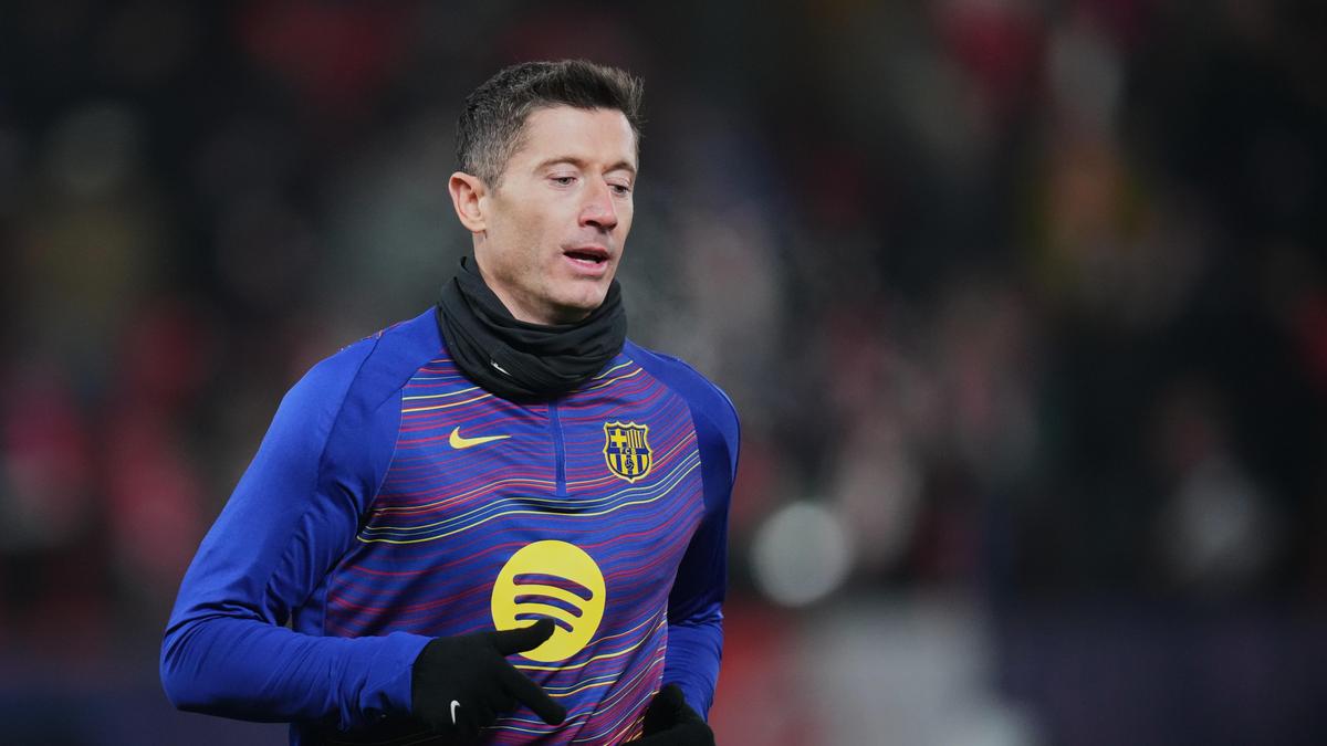 Robert Lewandowski foi eliminado da semifinal da Copa da Espanha contra o Atlético.