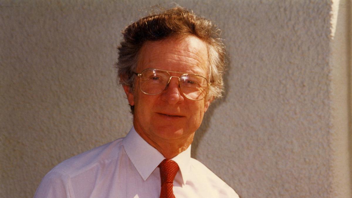 Frank Duckworth, co-inventor of DLS method, dies at 84