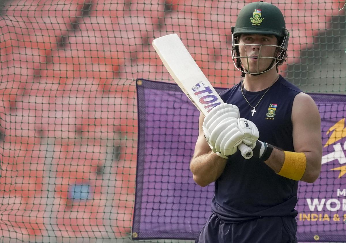 The South African batters can strike hard and challenge the Indian attack. 