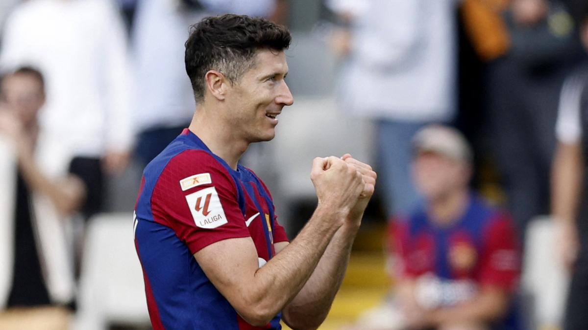 Lewandowski suggests he will stay at Barcelona next season