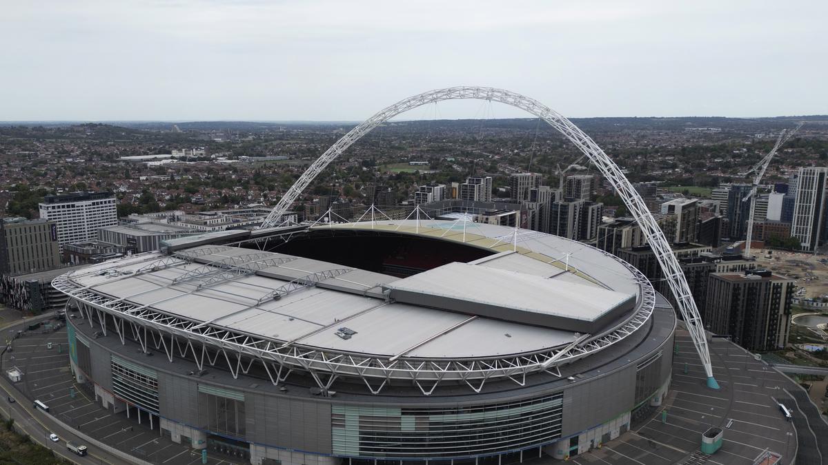 UK govt rebukes FA for not lighting up Wembley arch in Israel colours after Hamas attack