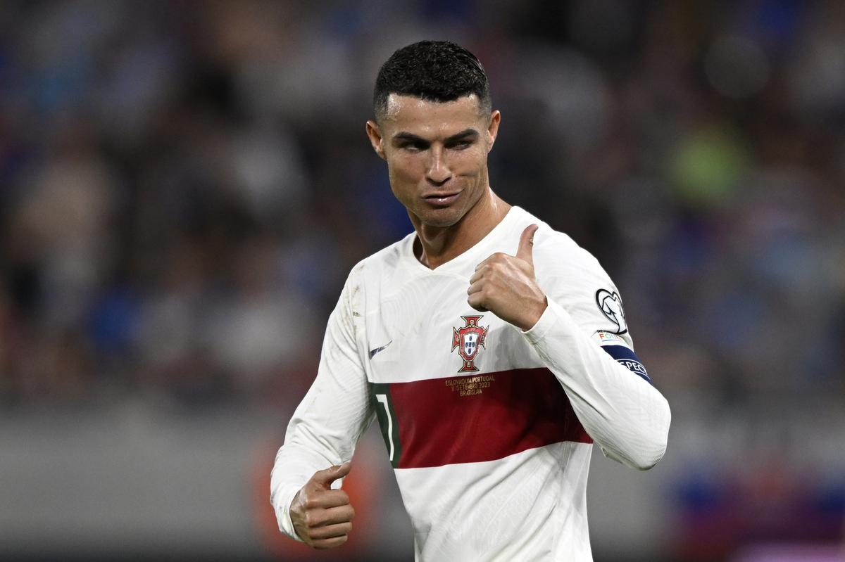 Photo of Kvalifikácia na Euro 2024: Ronaldo a spol.  Brunov gól pomohol Portugalsku zdolať Slovensko 1:0