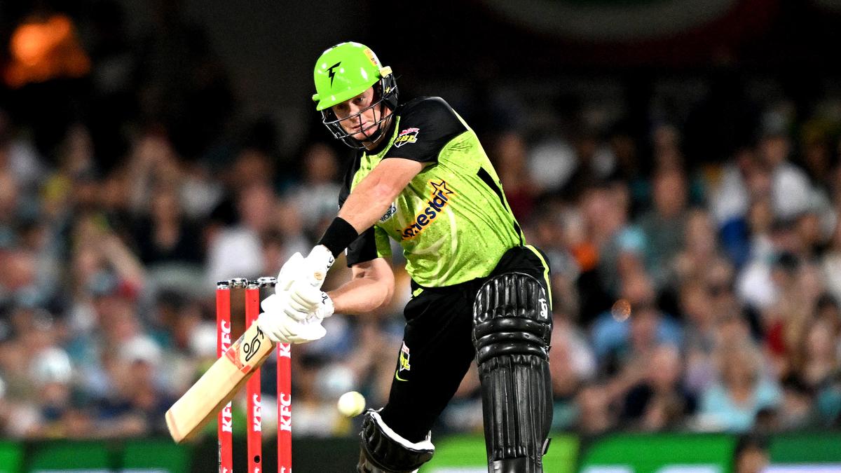 BBL: Sydney Thunder assistant coach Daniel Christian plays brisk cameo, picks wicket as replacement player