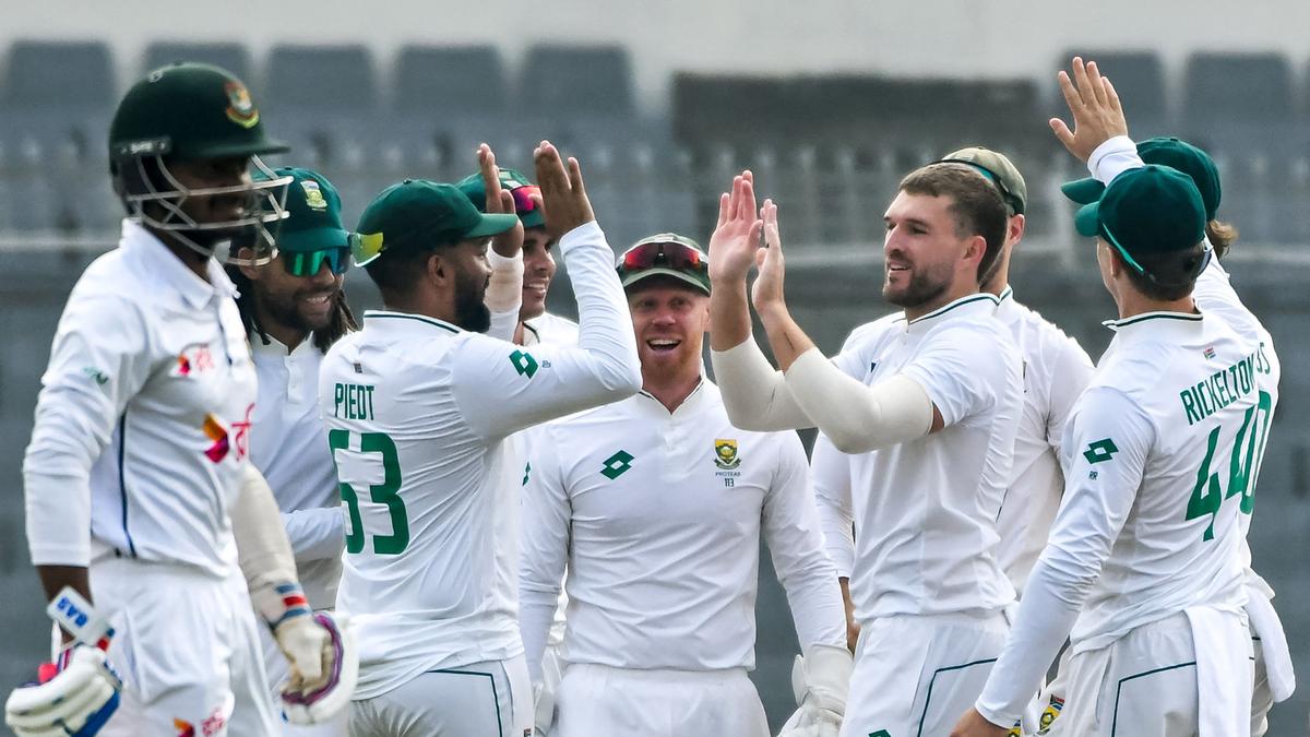 BAN vs SA, 1st Test Live Score: Bangladesh 106/9; Kagiso Rabada picks three for South Africa