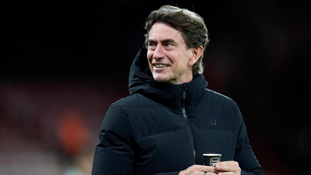 Premier League 2025-26: Não sou feio, diz o técnico do Spurs, Frank, após a briga pela copa do Arsenal Premier League 2025-26: Não sou feio, diz o técnico do Spurs, Frank, após a briga pela copa do Arsenal