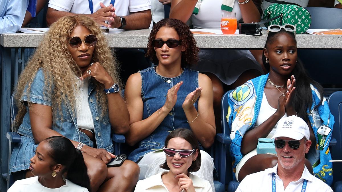 Serena Williams returns to US Open, albeit as a fan