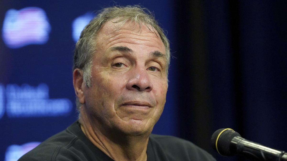 MLS: New England Revolution coach Bruce Arena on leave amid ‘inappropriate remarks’ probe