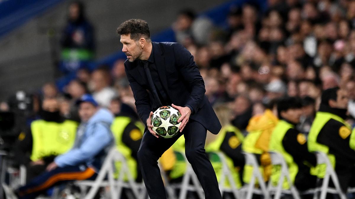 La Liga 2024-25: Atletico Madrid boss Simeone backs under-fire defender Galan