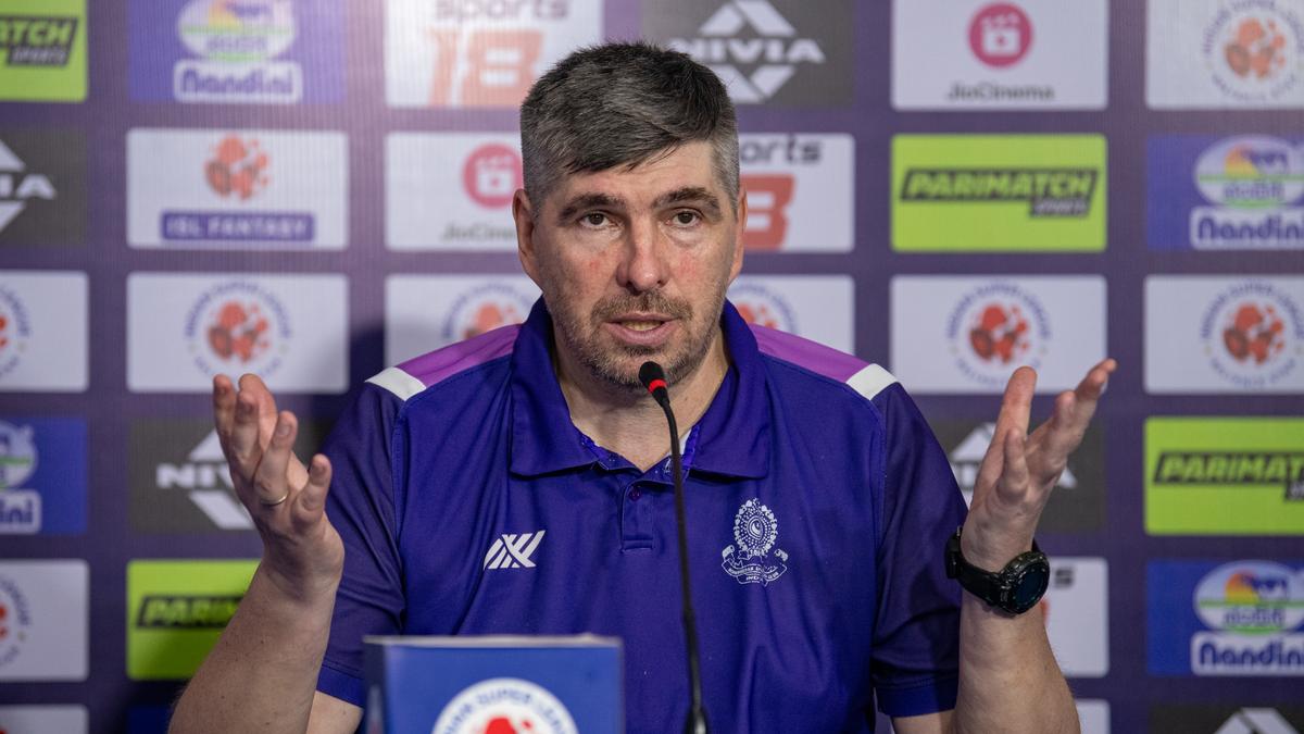 ISL 2024-25: Coach Andrey Chernyshov leaves Mohammedan Sporting due to non-payment of salaries