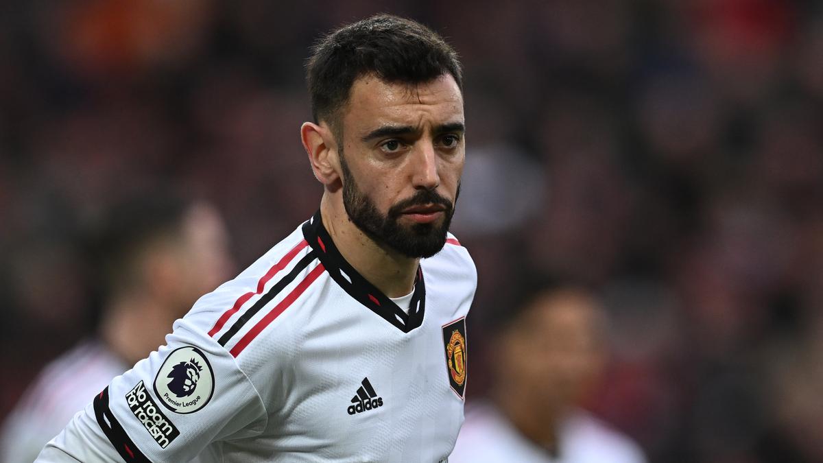 Bruno Fernandes captaincy at Manchester United questioned after Liverpool loss