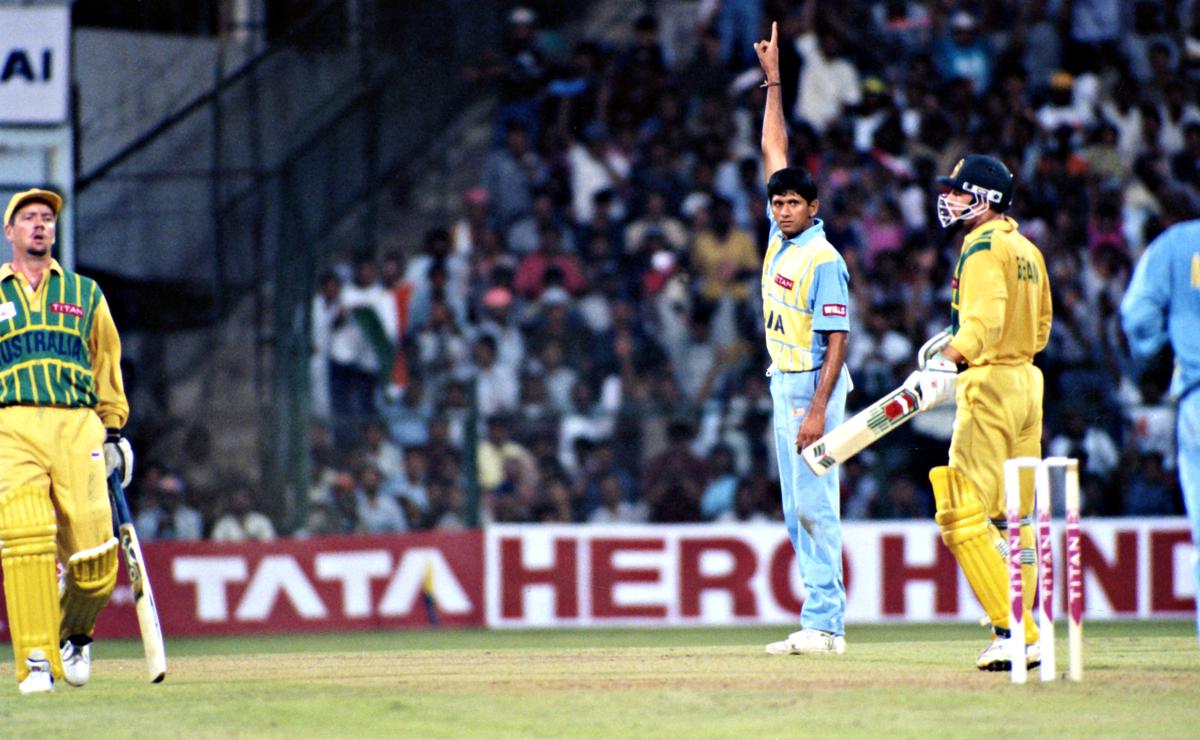 Australia’s Michael Bevan caught by Anil Kumble (not in picture) off Venkatesh Prasad during the Titan Cup triangular series One Day International cricket match between India and Australia in Bangalore on October 21, 1996. India won by two wickets.