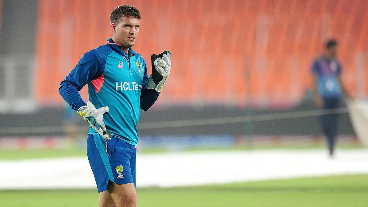 Carey hoping Australia fans can block out English taunts during Ashes