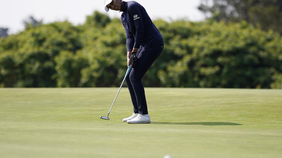 Aditi Ashok makes cut at LPGA, but lies far behind