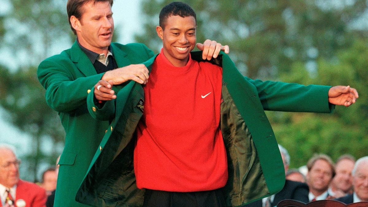 Woods’ ball from 1997 Masters sells for USD 64,000