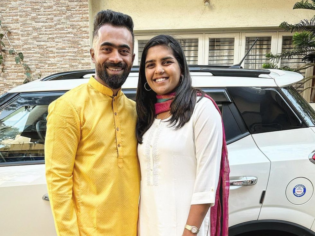 Veda Krishnamurthy ties the knot on mother's birthday, shares pictures -  Sportstar