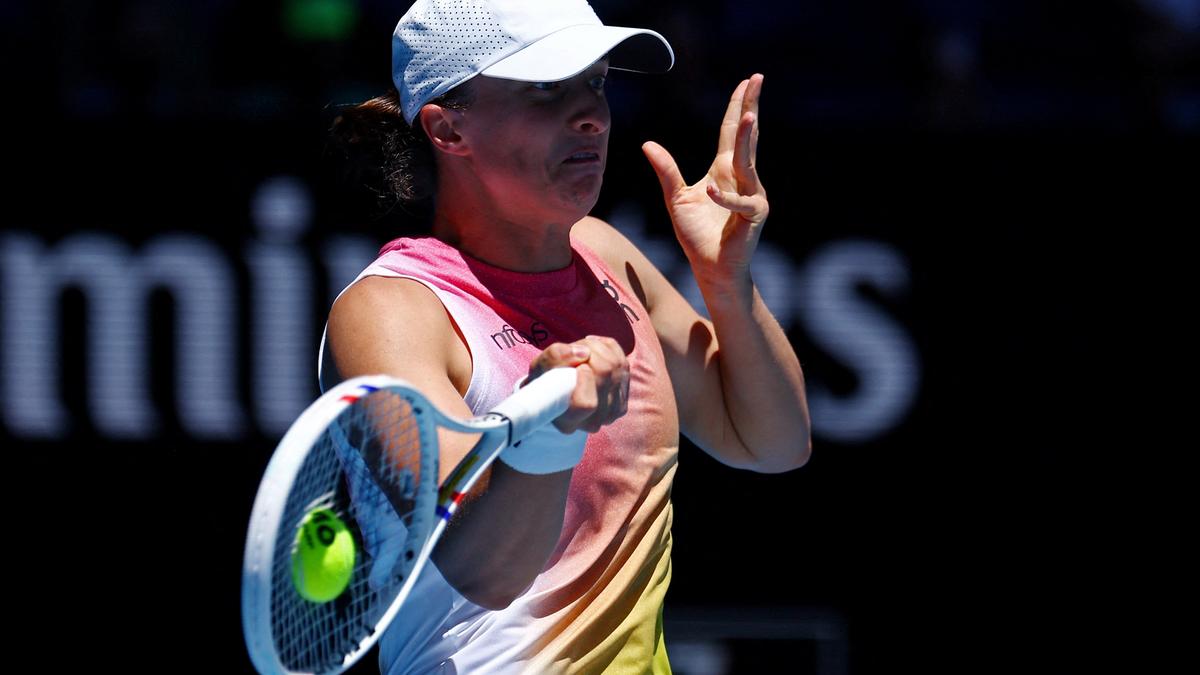 Australian Open 2025: Swiatek routs Raducanu to qualify for fourth round