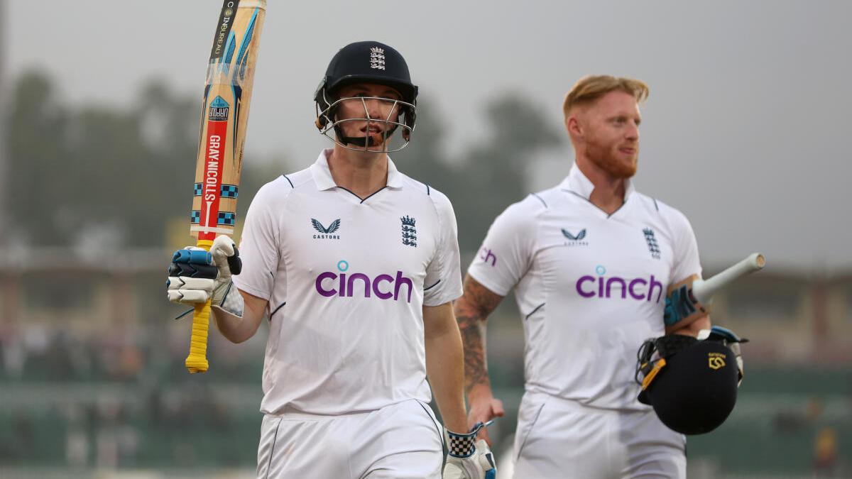 PAK Vs ENG 1st Test Highlights: England 657 All Out, Pakistan 181/0 ...