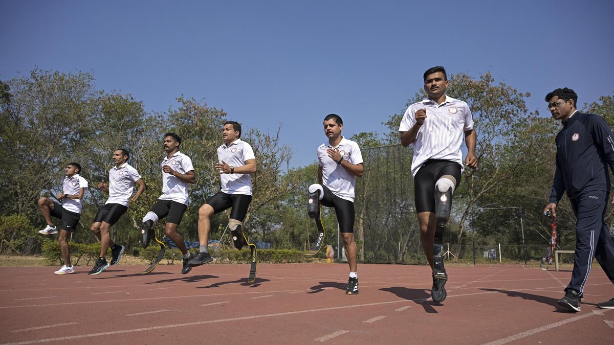 Silver Futures Nears ₹3 Lakh/kg: Analysts Eye Further Upside Amid Volatility | Quick Digest