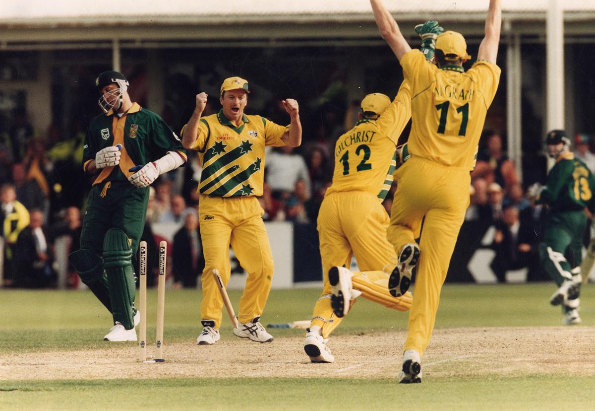 Lance Klusener (right), after taking South Africa within sight of victory from a near impossible position, took off for a suicidal run off the fourth ball of the last over. His partner Allan Donald (left) was run out and the semifinal match ended in a tie. Australia, by virtue of its superior position in the Super Six stage, made it to the final of the World Cup on June 13, 1999.  