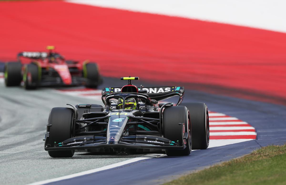 Austrian GP F1 finds controversy on the wrong side of a white line