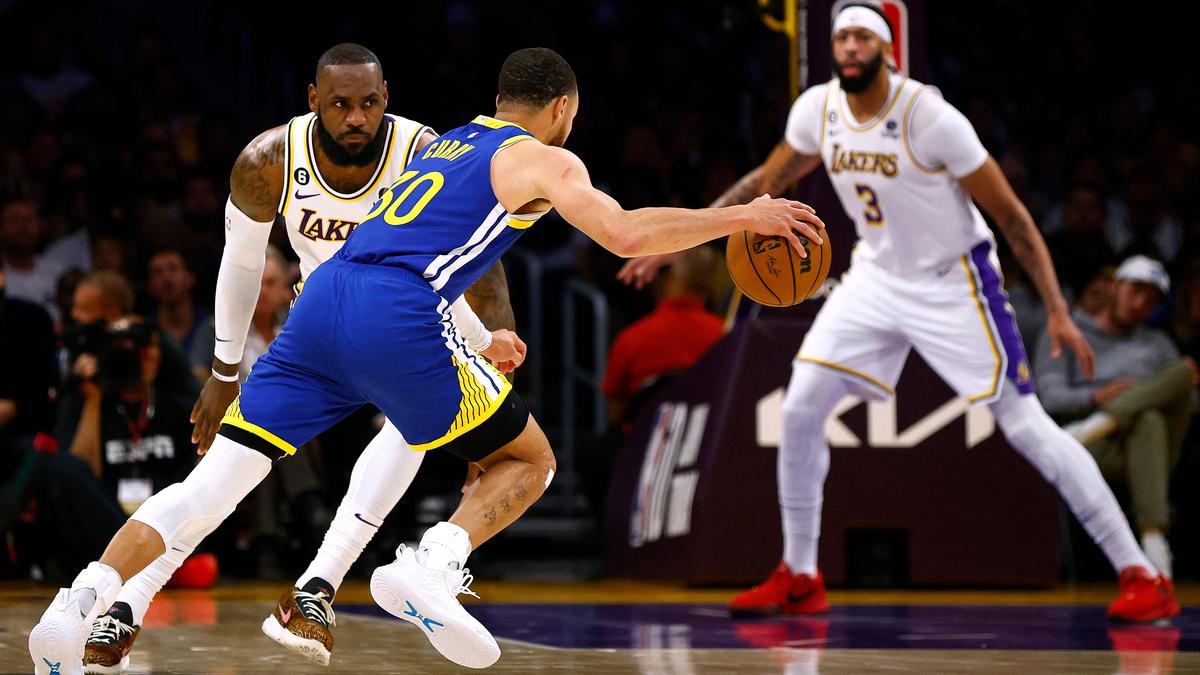 Los Angeles Lakers vs Golden State Warriors live online: stats, scores and  highlights