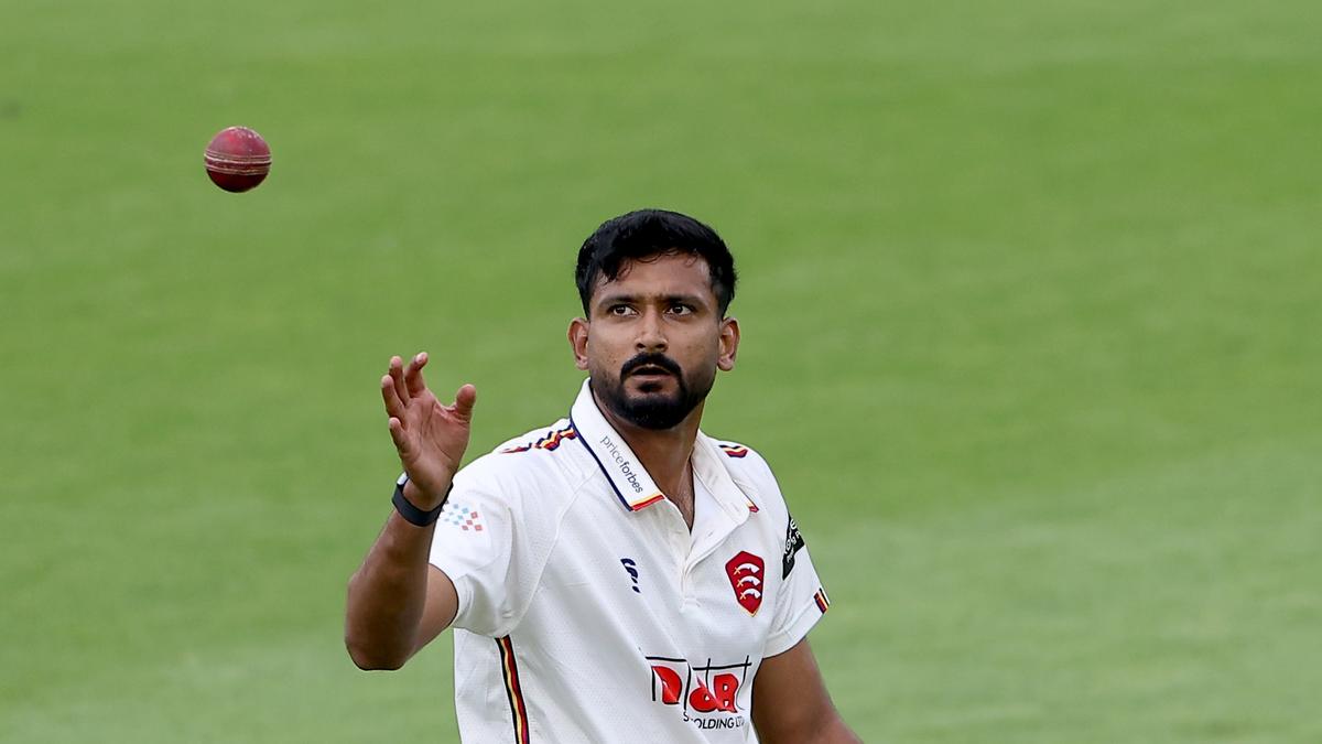 Khaleel Ahmed ends Essex stint early due to personal reasons