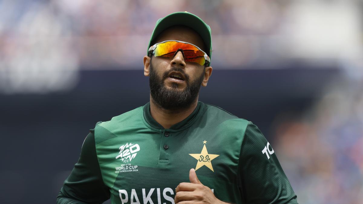 Pakistan’s Imad Wasim announces retirement from international cricket