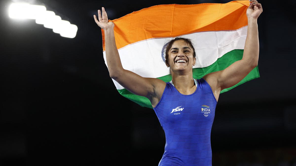 Wrestling highlights Commonwealth Games: Ravi Kumar, Vinesh Phogat, Naveen clinches gold; All Indian wrestlers win medals on Day 9