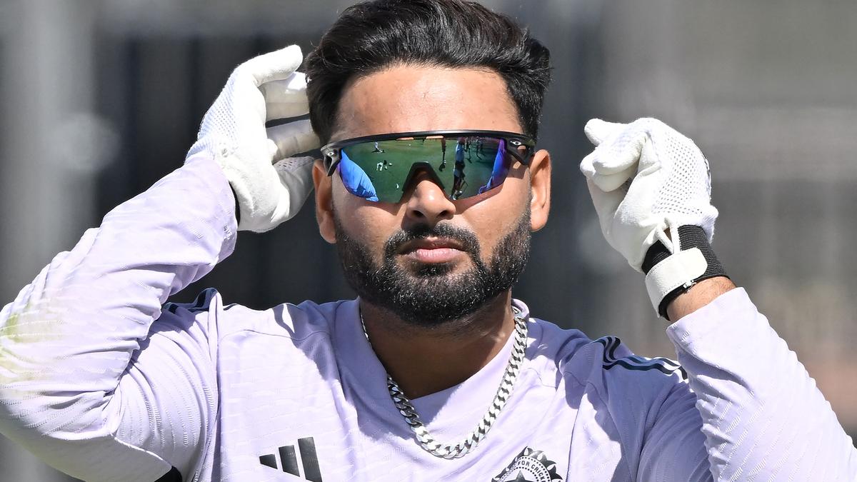 Rishabh Pant signed by Lucknow Super Giants for Rs 27 crore in IPL 2025 auction, costliest player in tournament history