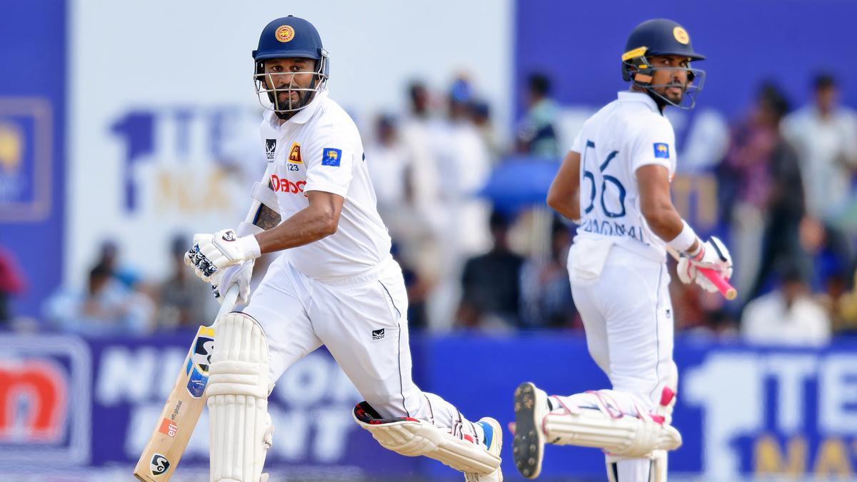 Karunaratne, Chandimal fire as Sri Lanka take control of first Test against New Zealand