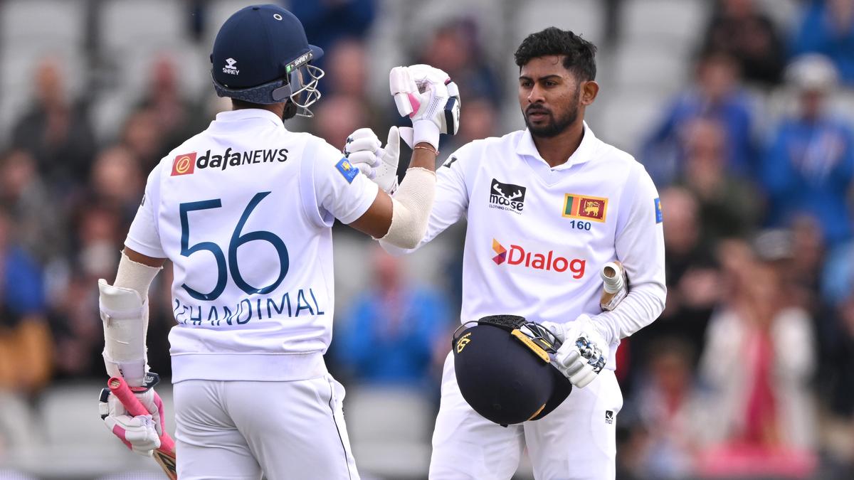 ENG vs SL LIVE, 1st Test, Day 4: Sri Lanka 316/7, leads England by 194 runs; Jayasuriya, Chandimal at the crease 