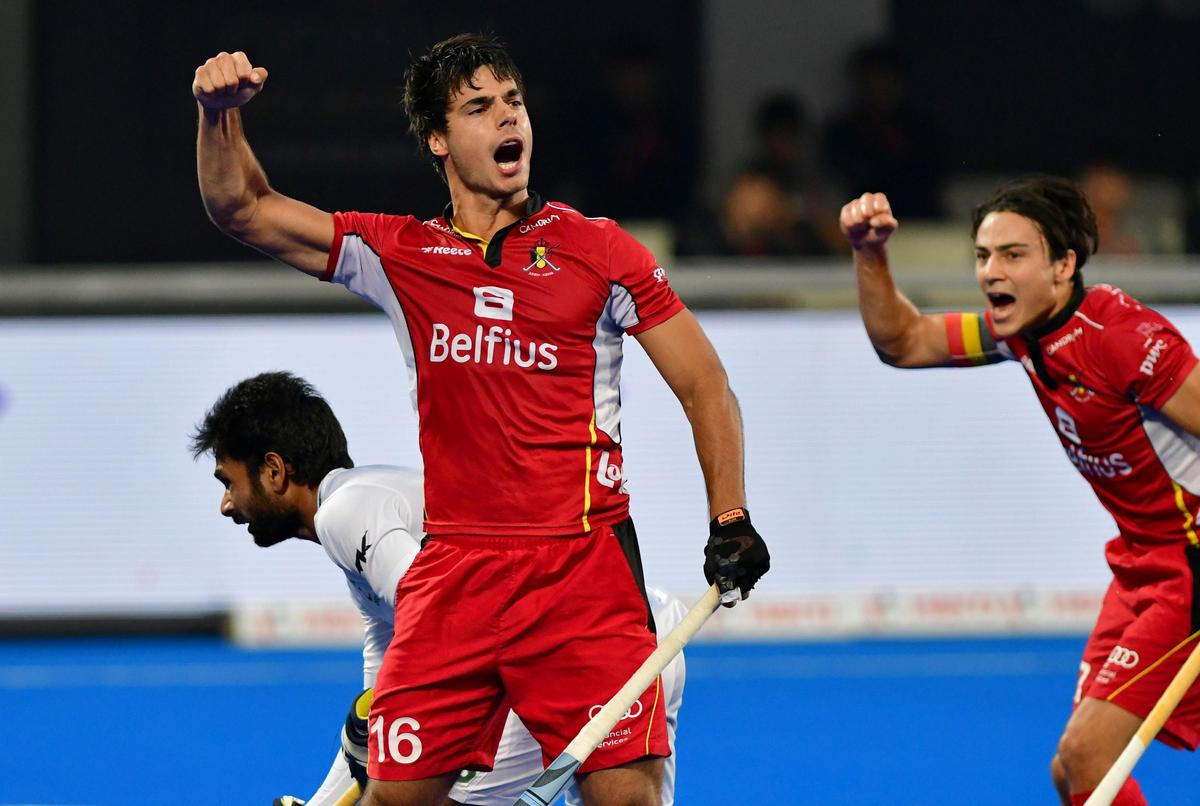 Alexander Hendrickx (nº 16) comemora o gol na Copa do Mundo de Hóquei de 2018, torneio que a Bélgica venceu.