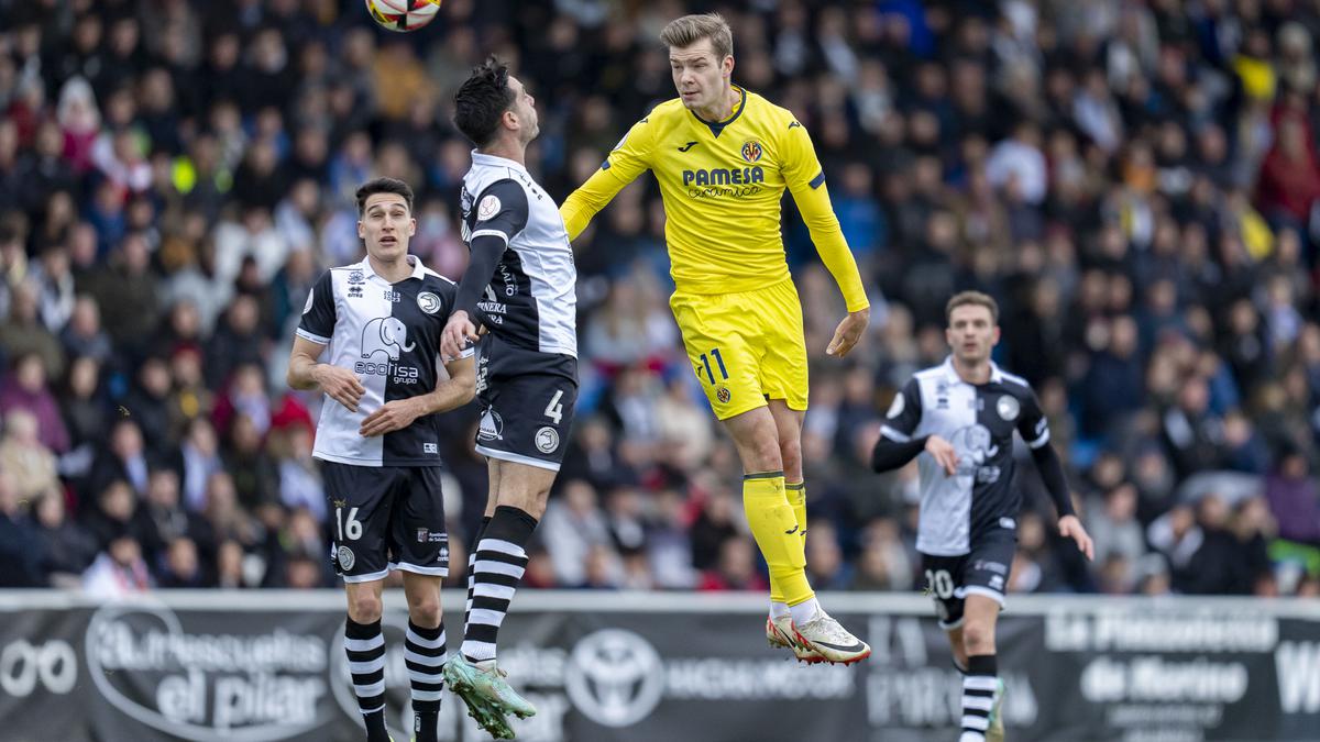 Villarreal loses to 3rd-division club Unionistas on penalties in Copa game hit by power outage