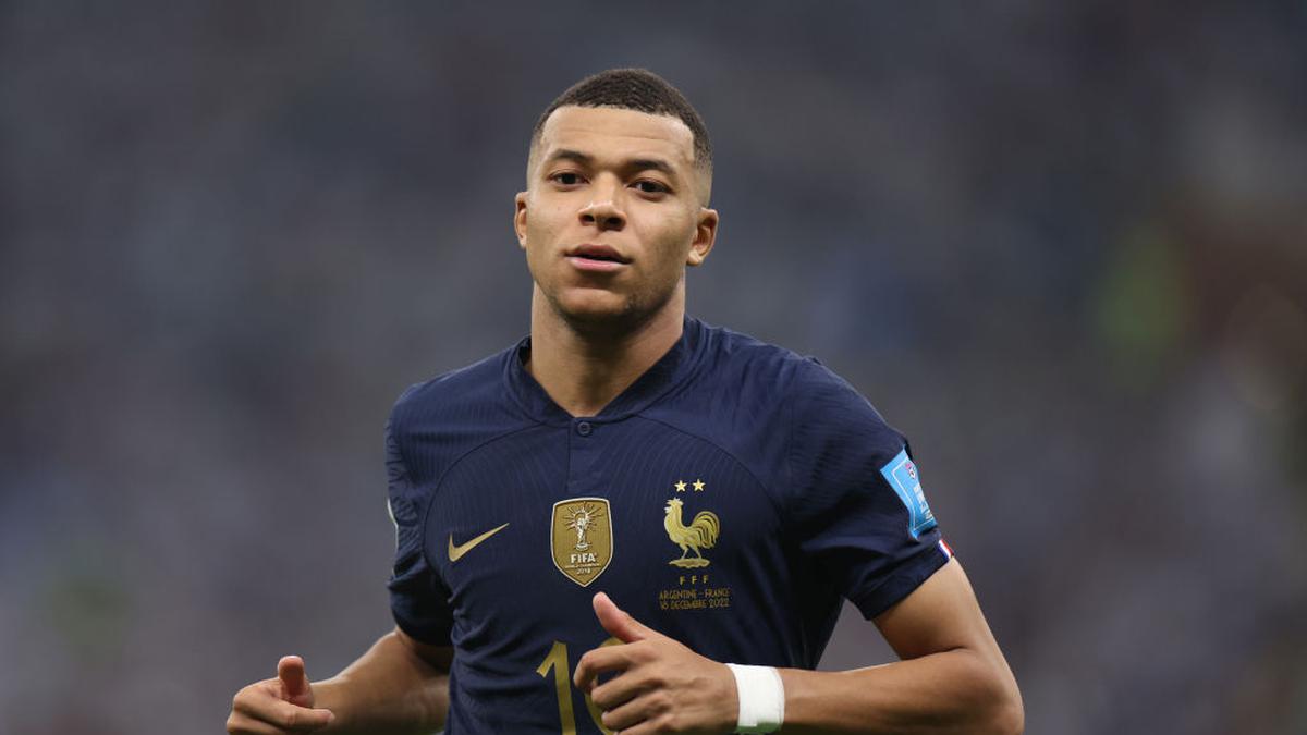 Mbappe and other France footballers express criticism after police kills 17-year-old in Paris suburb