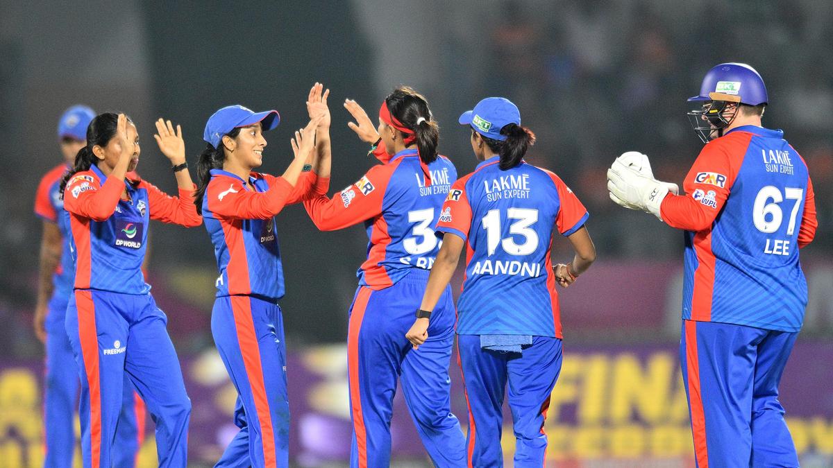 Delhi Capitals beats Gujarat Giants to set up WPL 2026 final against RCB