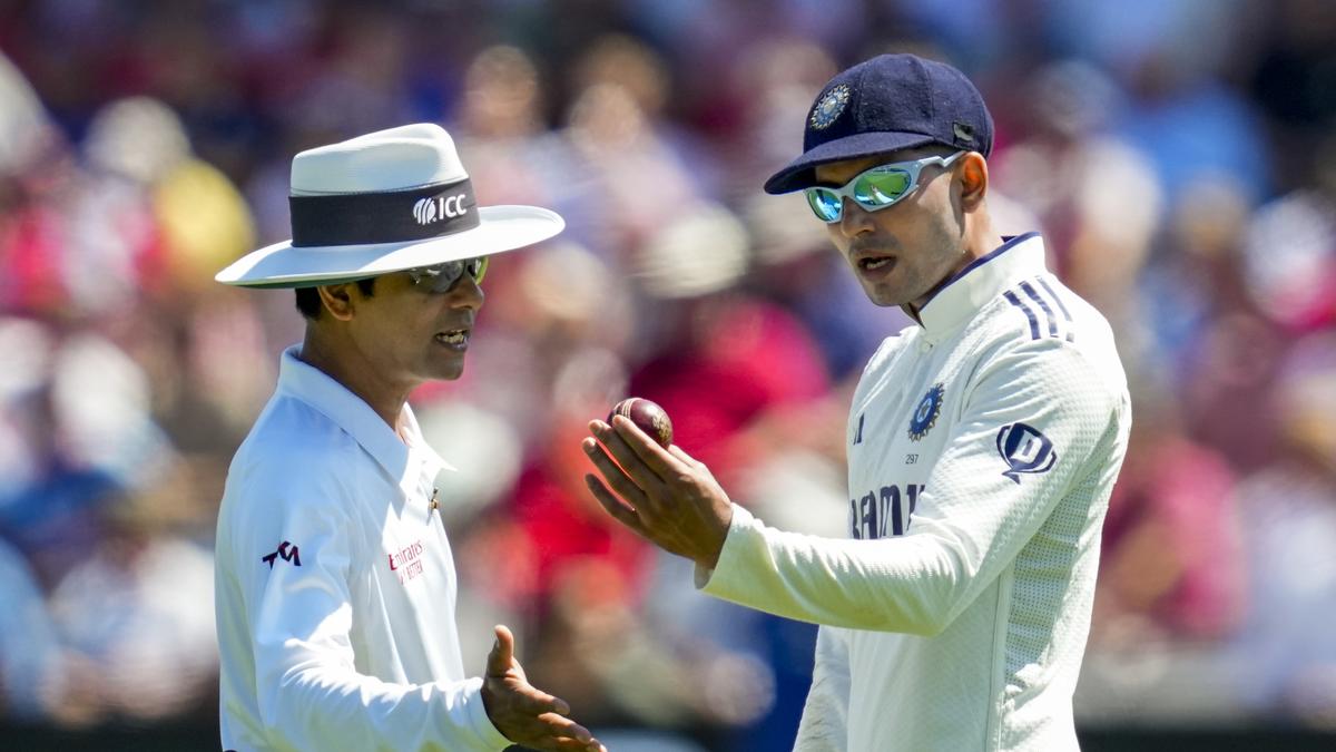 Dukes ball causes controversy in IND vs ENG 3rd Test: Shubman Gill unhappy with umpires after ball changed after just 10.3 overs