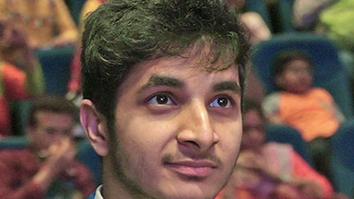 Indian GM Vidit Gujrathi Shocks Ian Nepomniachtchi, Reaches World