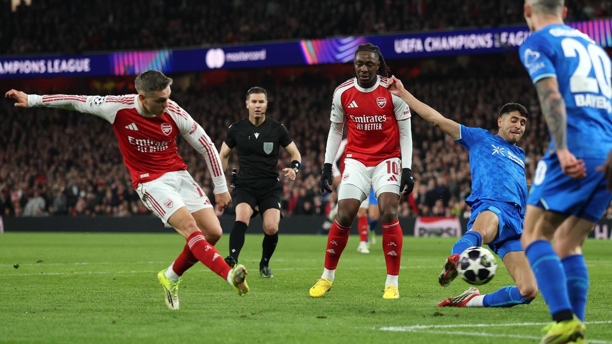 Trossard, do Arsenal, considera perfeita a vitória do Leverkusen na Liga dos Campeões antes da final da Copa da Liga