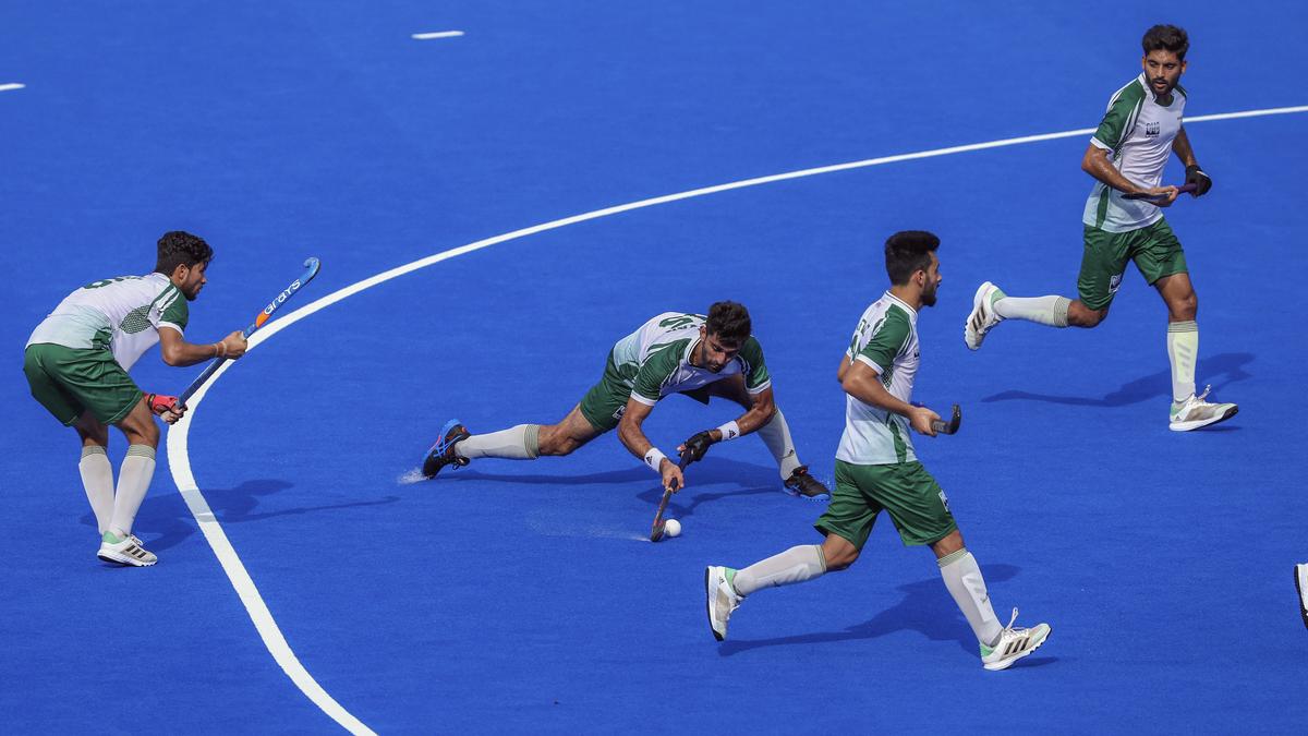 Three Pakistan hockey players banned for life for seeking asylum in