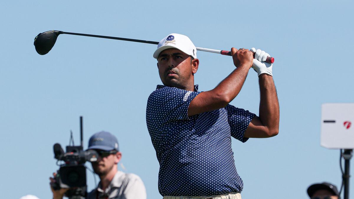 Lahiri, Ahlawat amongst six leaders after first spherical at St Andrews