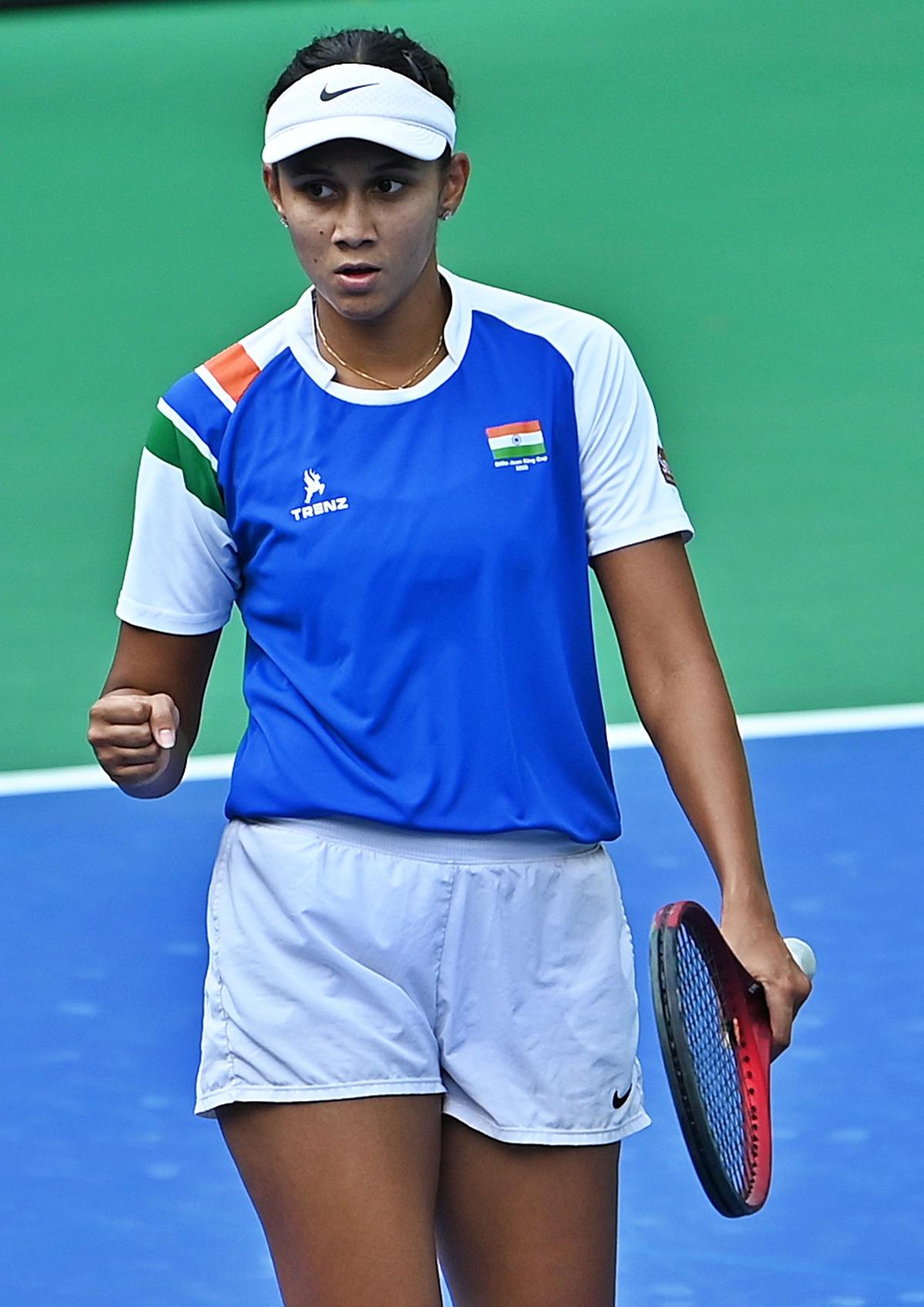 Shrivalli Bhamidipaty gave a bright start for the host.