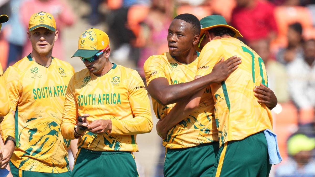 West Indies vs South Africa LIVE — T20 World Cup 2026 Super 8: WI 118/7 (15): Holder, Shepherd look to take the game deep