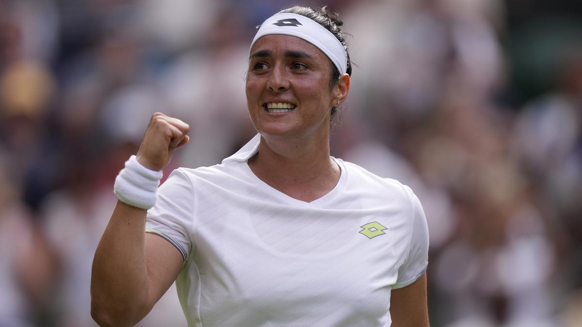 Wimbledon 2023: Jabeur crushes Kvitova to set up rematch of 2022 final with Rybakina