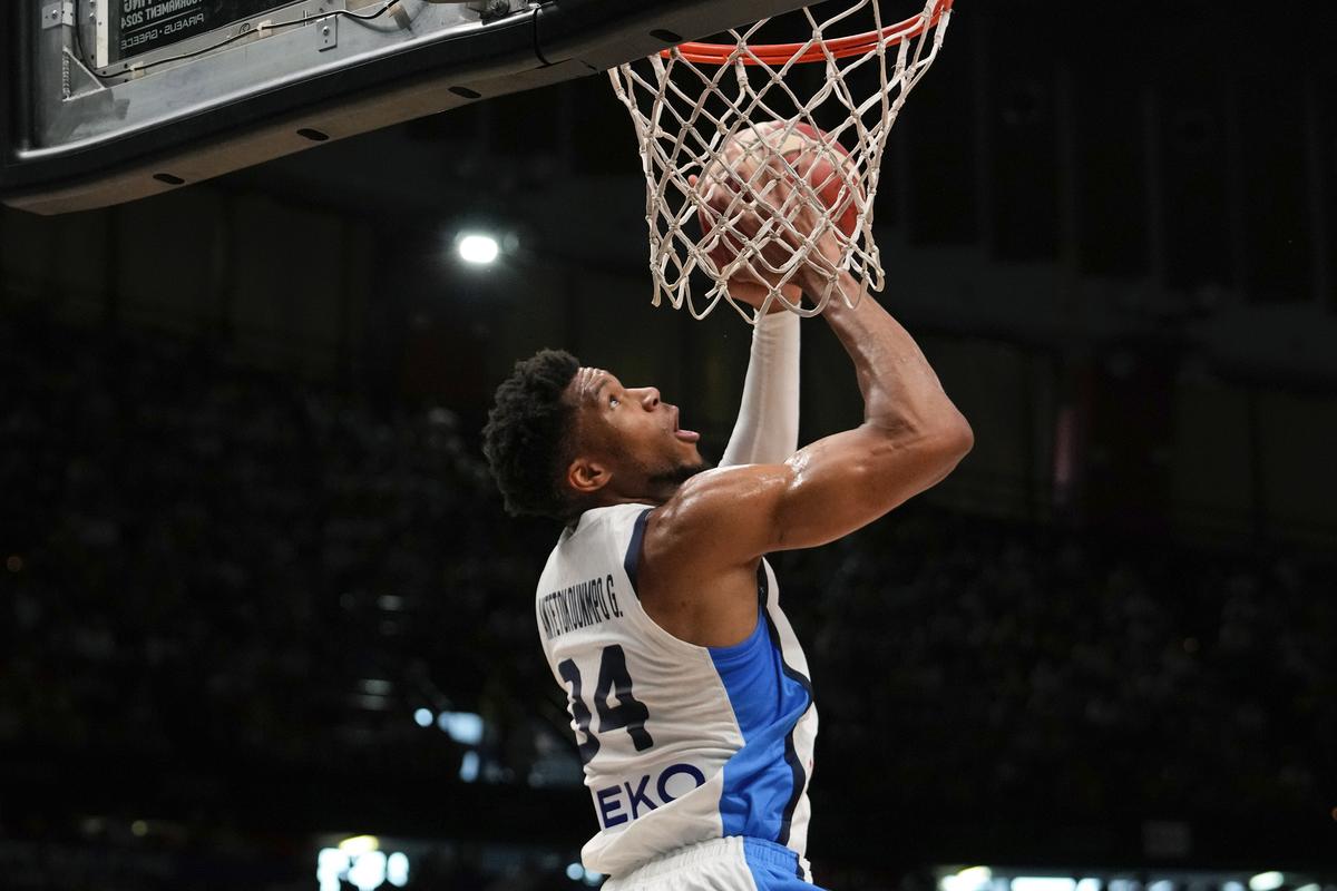 Giannis Antetokounmpo, Greece beat Luka Doncic, Slovenia to advance to Olympic qualifying final