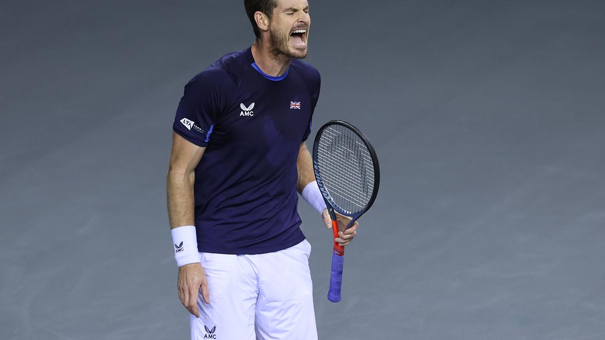 Emotional Murray hopes to play in Davis Cup again