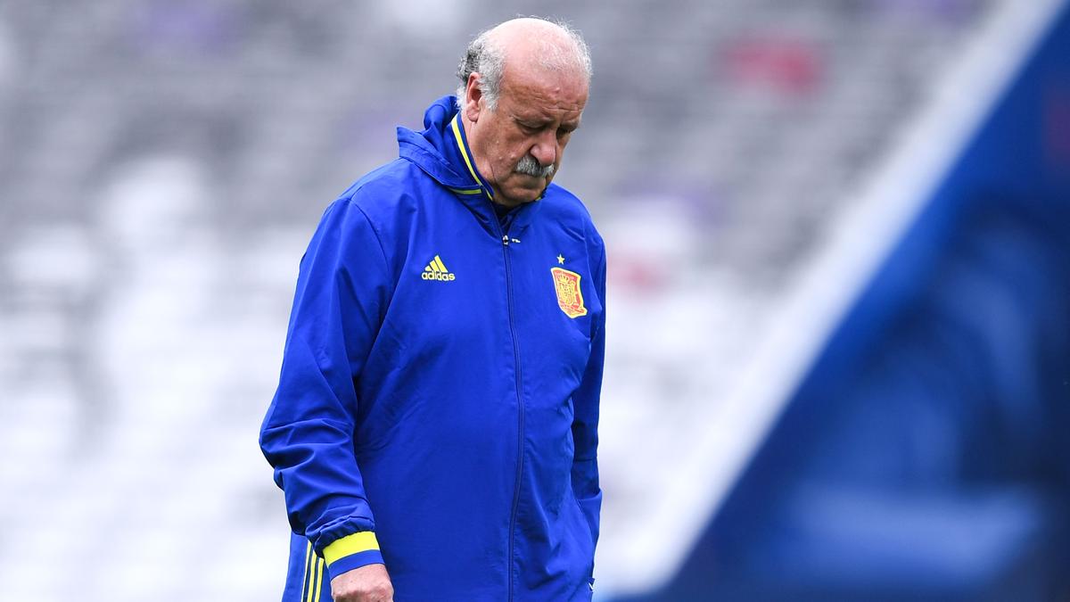 Spain appoints ex-national coach Vicente del Bosque to supervise RFEF