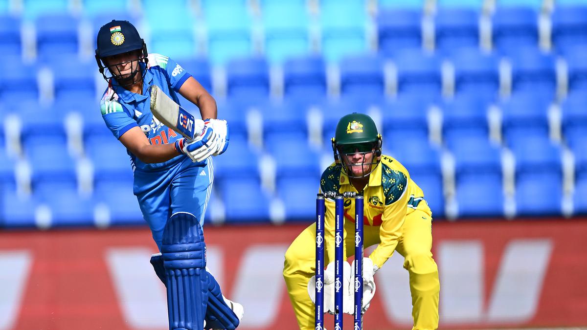 AUS-W vs IND-W, 3rd ODI LIVE Score: India wins the toss and elects to field