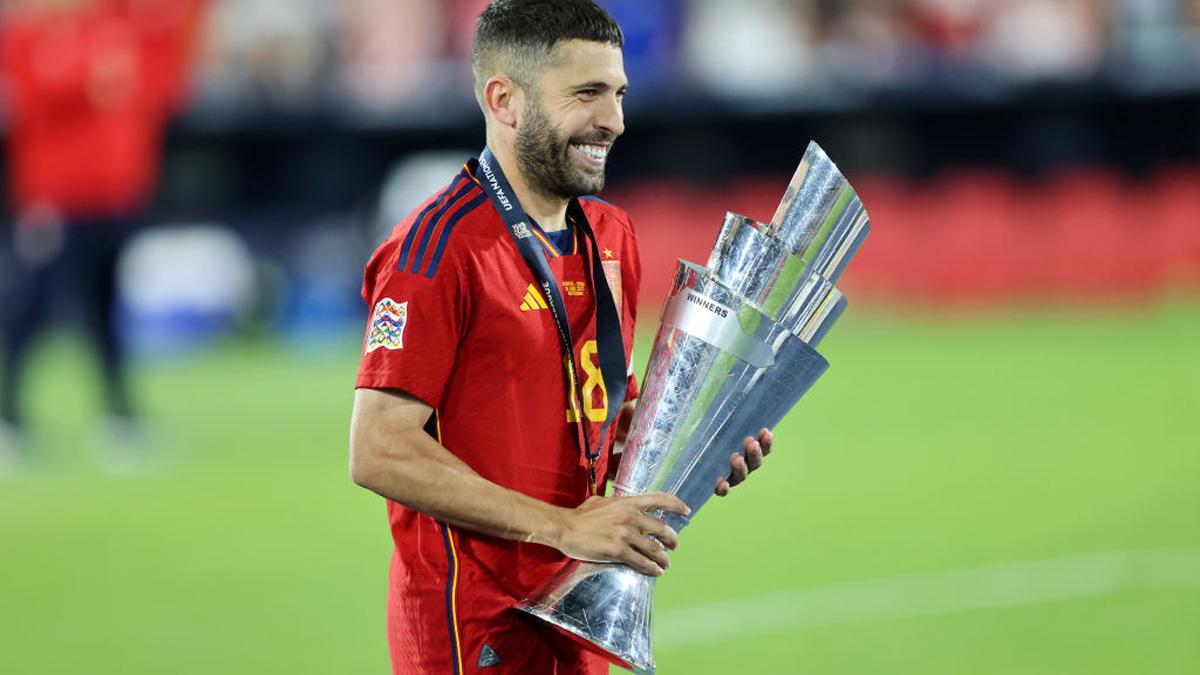 Jordi Alba announces retirement from international football